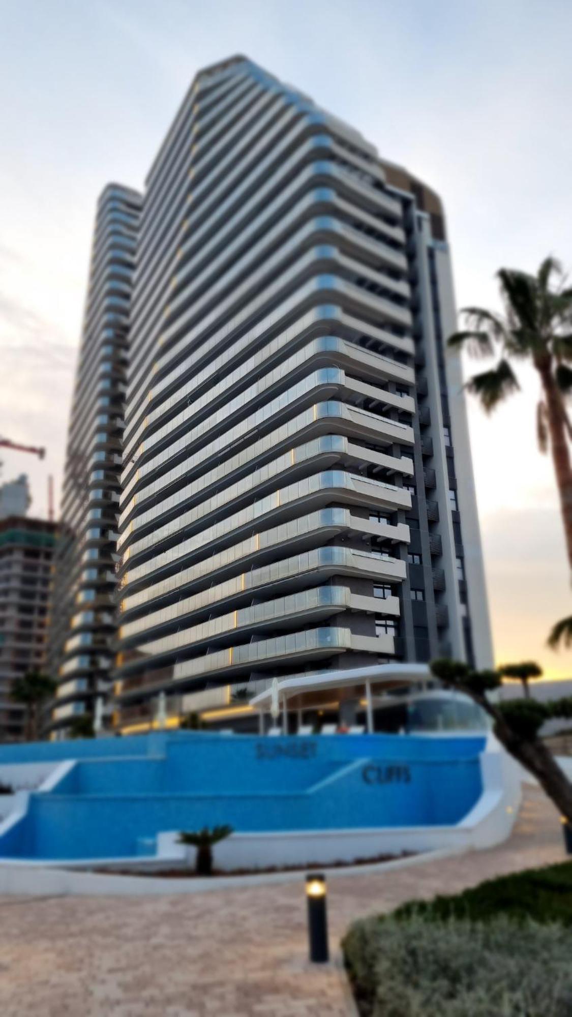 Sunset Cliffs Seaside Apartment Бенідорм Екстер'єр фото